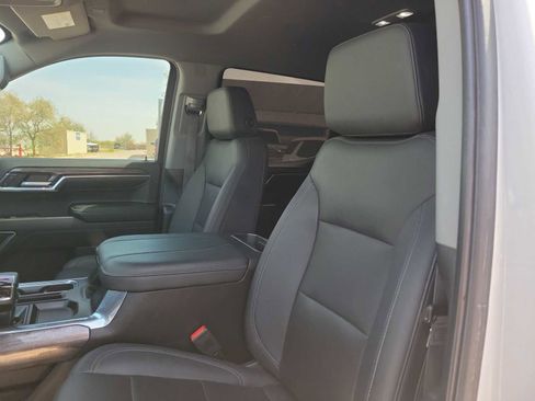 Used 2023 Chevrolet Silverado 1500 LTZ w/ Technology Package image 17