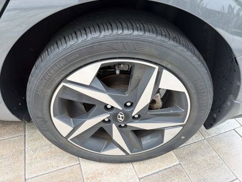 Used 2023 Hyundai Elantra SEL w/ Convenience Package FWD image 31