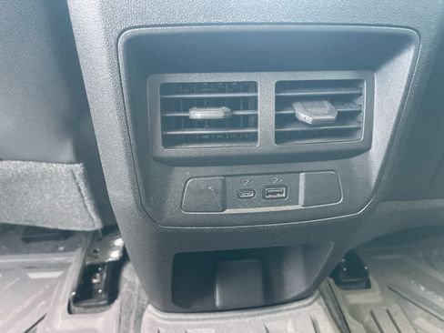 Used 2023 GMC Canyon AT4X AWD/4WD image 28