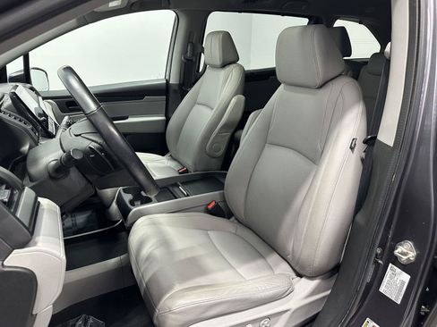Used 2019 Honda Odyssey EX-L image 12