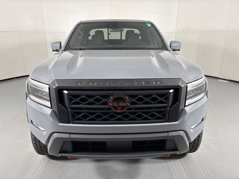 Used 2022 Nissan Frontier PRO-4X AWD/4WD image 3