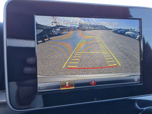 Used 2019 Mercedes-Benz GLC 300 4MATIC image 22