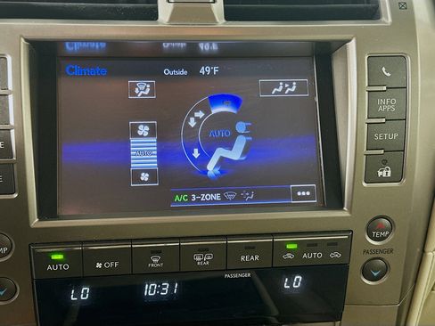 Used 2014 Lexus GX 460 image 24