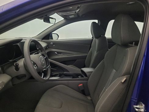 Used 2023 Hyundai Elantra SEL FWD image 17