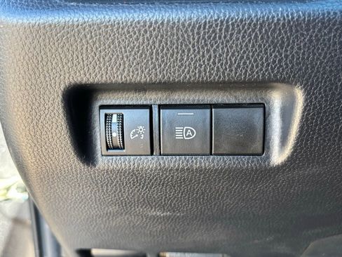 Certified 2021 Toyota RAV4 XLE image 25