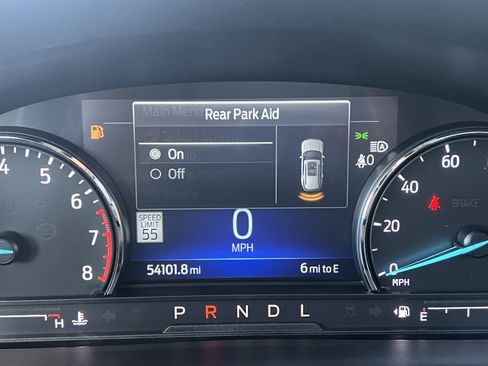 Used 2022 Ford Explorer XLT w/ Equipment Group 202A AWD/4WD image 36