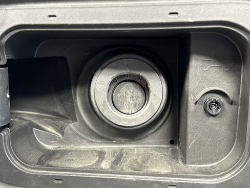 Certified 2024 Jeep Grand Cherokee Altitude AWD/4WD image 6