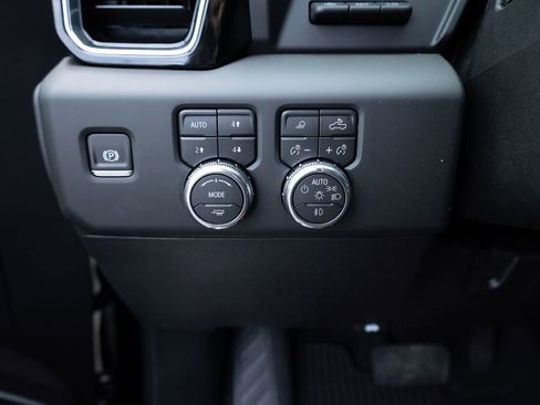 New 2026 GMC Sierra 2500 Denali Ultimate AWD/4WD image 24