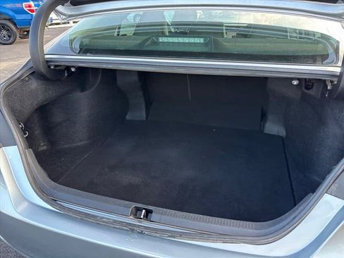 Used 2019 Toyota Camry SE w/ Convenience Package FWD image 30