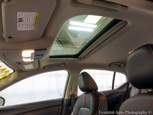 Used 2024 Nissan Sentra SR w/ SR Premium Package image 12