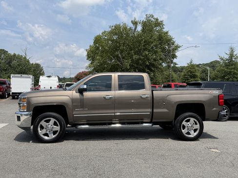 Used 2015 Chevrolet Silverado 2500 LTZ w/ Z71 Package, Off-Road AWD/4WD image 10