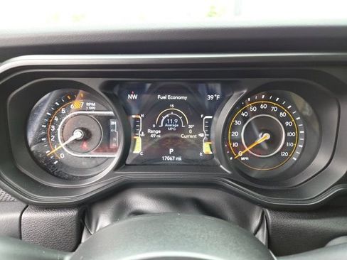 Used 2024 Jeep Wrangler Unlimited Rubicon w/ XTREMEE 35" Tire Package AWD/4WD image 58
