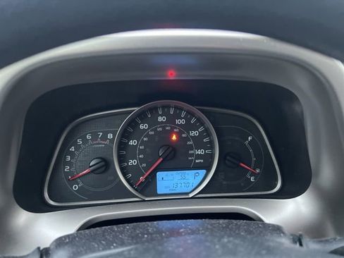 Used 2015 Toyota RAV4 XLE image 9