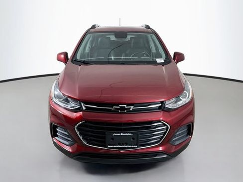 Used 2022 Chevrolet Trax LT w/ Driver Confidence Package AWD/4WD image 2