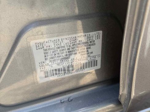 Used 2017 Nissan Sentra S w/ S Style Package image 11