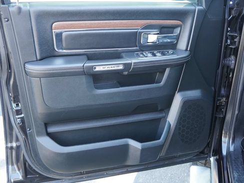 Used 2017 RAM 1500 Laramie w/ Convenience Group AWD/4WD image 14