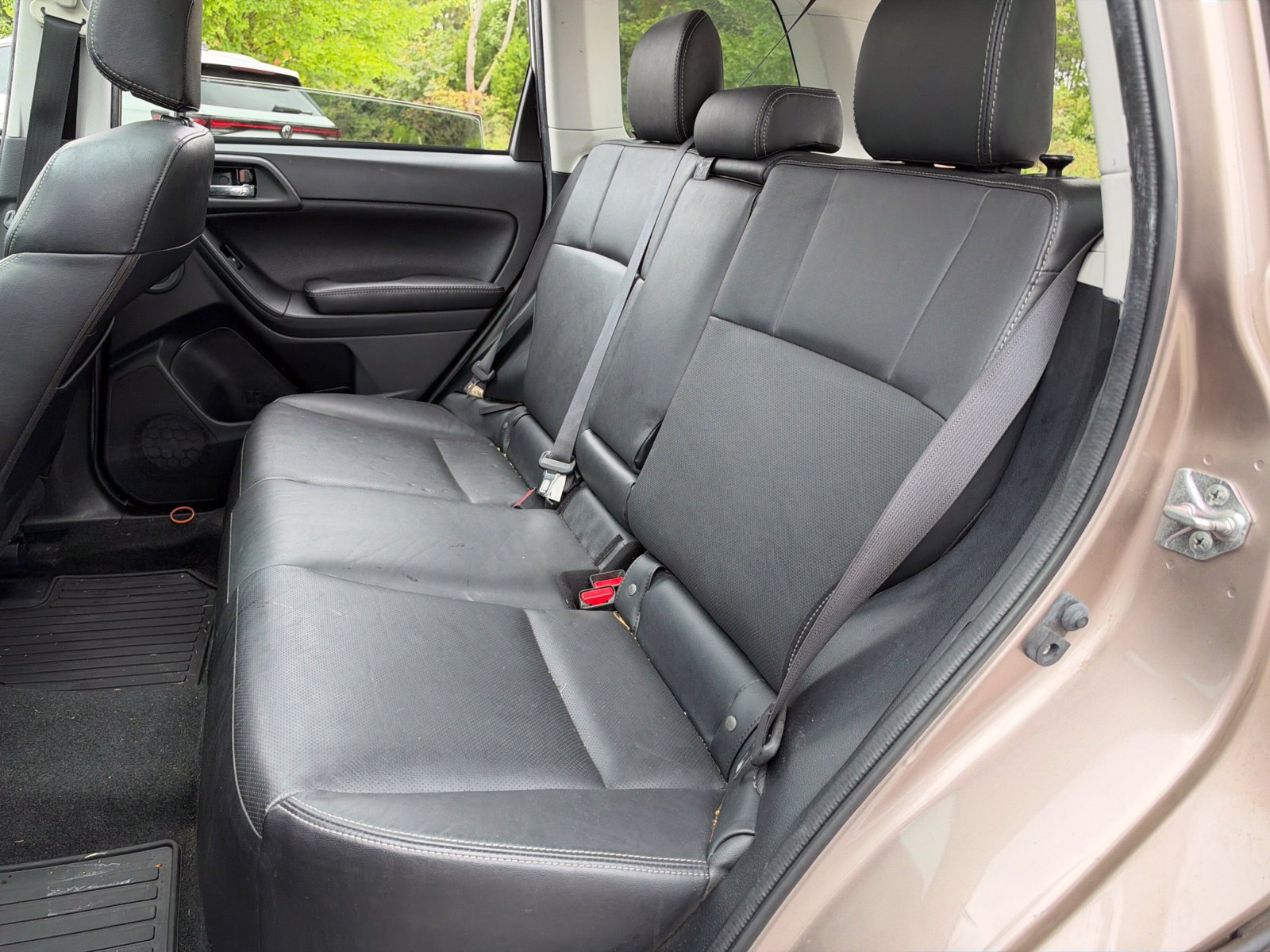 Used 2016 Subaru Forester 2.5i Limited AWD/4WD image 25