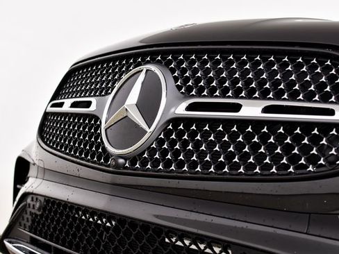 New 2026 Mercedes-Benz GLC 300 4MATIC image 8