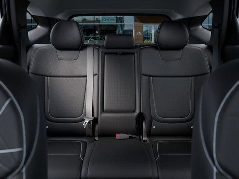 New 2026 Hyundai Tucson SE image 12