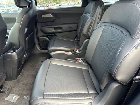 New 2027 Kia Telluride S image 16