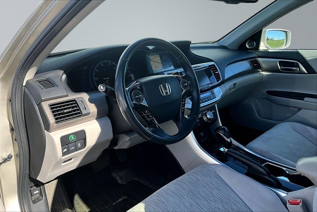 Used 2014 Honda Accord Plug-In Sedan image 17