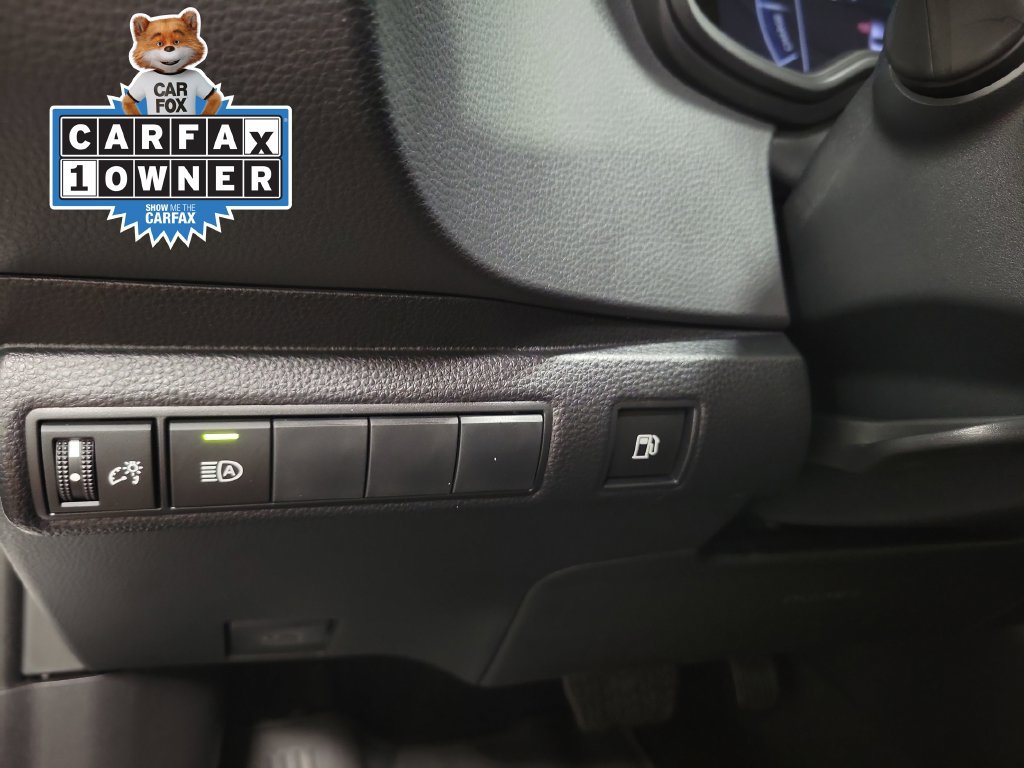 Used 2026 Toyota Corolla LE FWD image 27