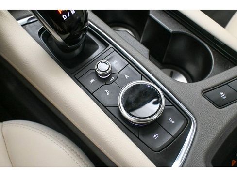 Used 2022 Cadillac XT5 Premium Luxury image 44