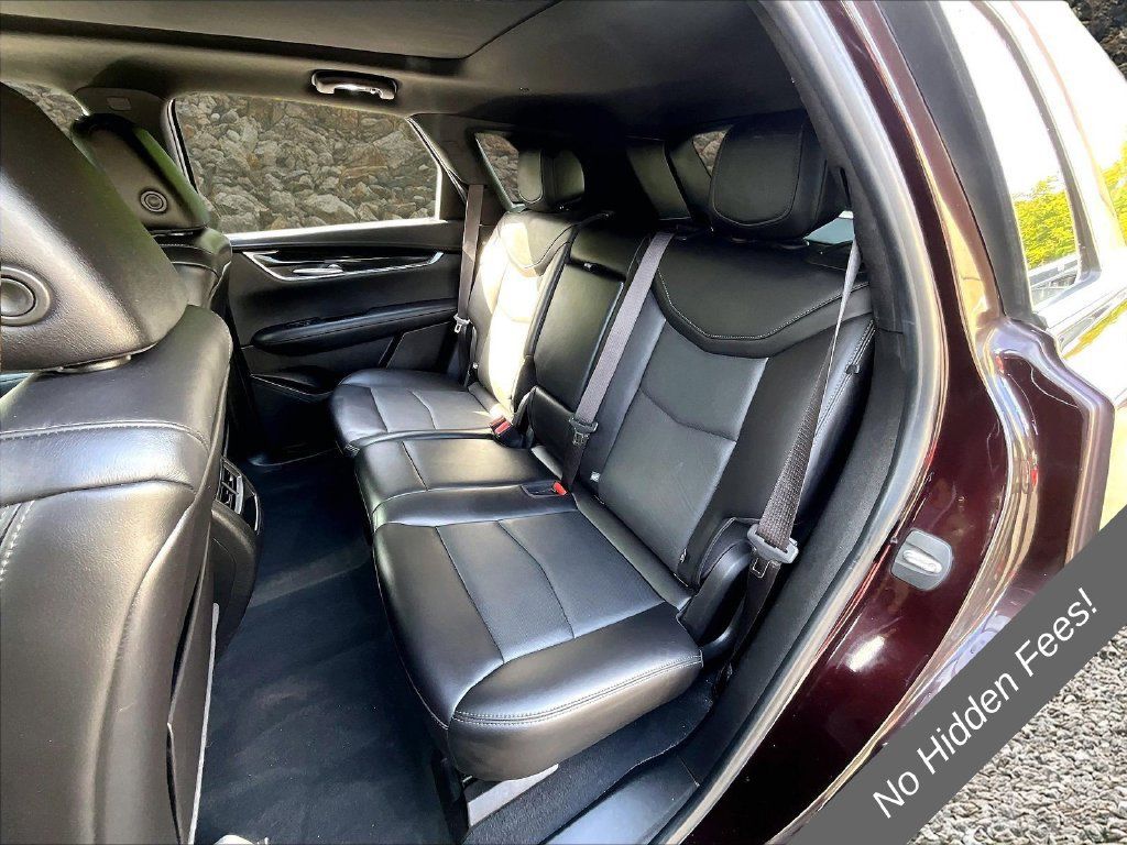 Used 2021 Cadillac XT5 Premium Luxury AWD/4WD image 23