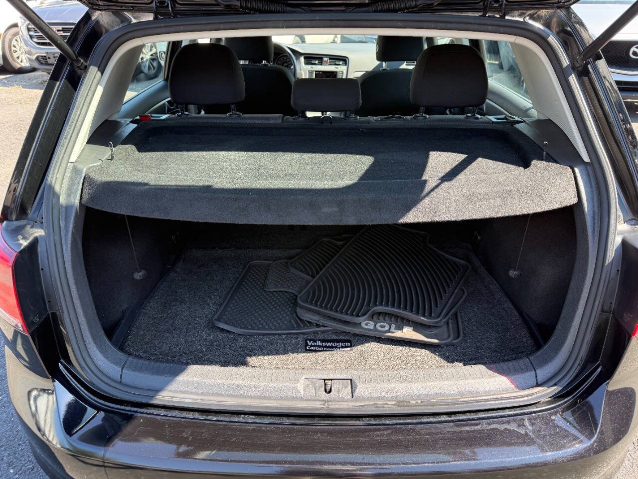 Used 2016 Volkswagen Golf S FWD image 24