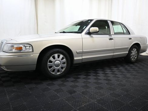 Used 2008 Mercury Grand Marquis LS image 5