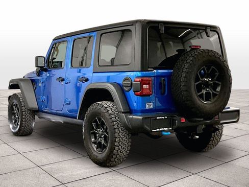 Used 2024 Jeep Wrangler Unlimited AWD/4WD image 10
