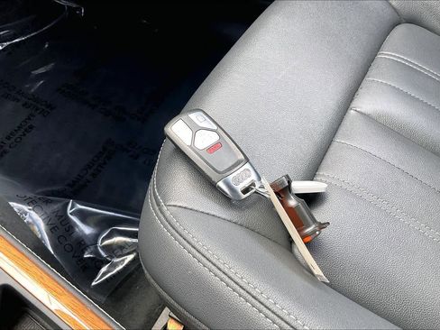 Used 2022 Audi Q5 2.0T Premium Plus image 10