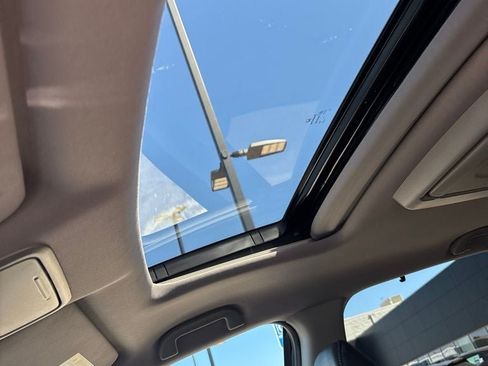 Used 2019 Honda Pilot Touring image 23