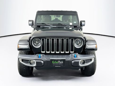 Used 2023 Jeep Wrangler Unlimited Sahara w/ Cold Weather Group AWD/4WD image 2
