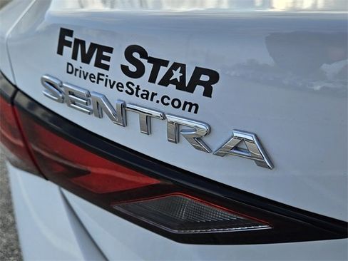 Used 2025 Nissan Sentra S image 11