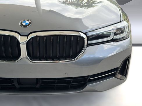 Used 2023 BMW 530i RWD image 12