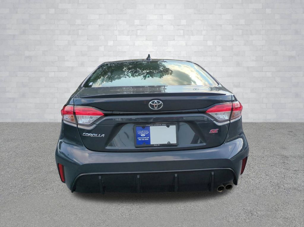 Used 2023 Toyota Corolla SE FWD image 6