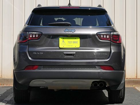 Used 2017 Jeep Compass Limited AWD/4WD image 10