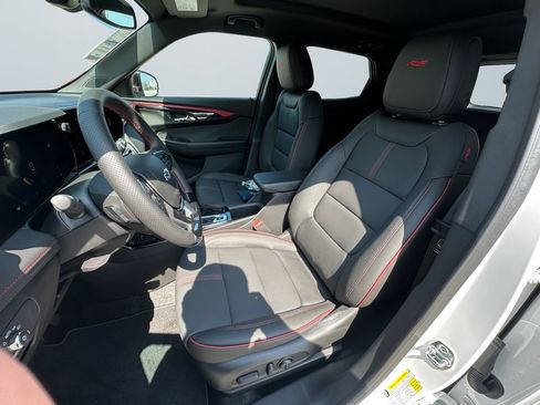 New 2026 Chevrolet TrailBlazer RS w/ Convenience Package FWD image 9