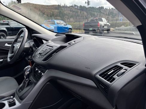 Used 2014 Ford Escape SE FWD image 28