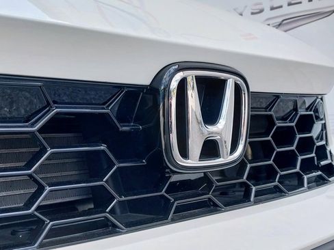 Used 2025 Honda Civic Sport Touring image 2