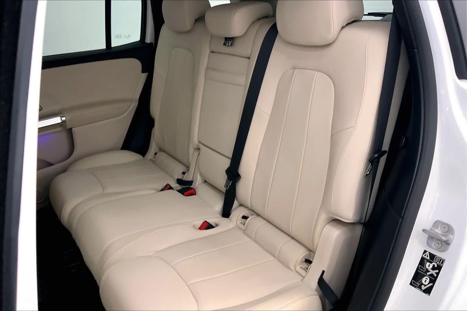 Used 2023 Mercedes-Benz GLB 250 image 17