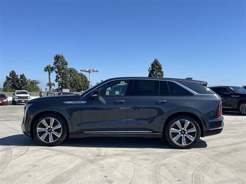 New 2026 Cadillac Escalade IQ Luxury 1 image 7