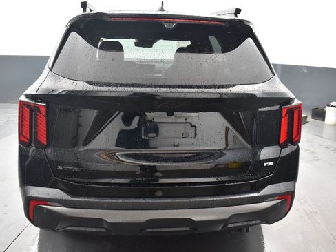 Used 2025 Kia Sorento SX Prestige AWD/4WD image 8