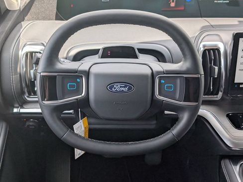 New 2026 Ford Expedition Max Platinum w/ Driver's Package AWD/4WD image 10