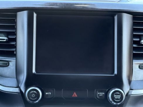 Used 2022 RAM 1500 Big Horn image 3