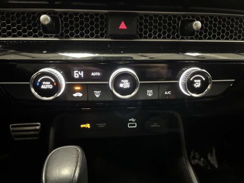 Used 2023 Honda Civic Sport image 17