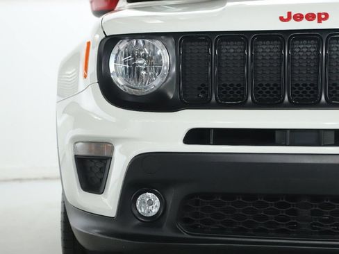 Used 2023 Jeep Renegade Latitude w/ Sun/Sound Group AWD/4WD image 6