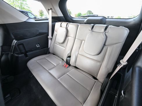 Certified 2023 Ford Explorer XLT w/ Equipment Group 202A image 23