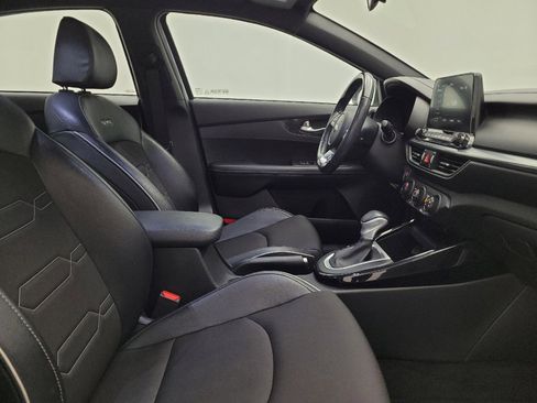 Used 2021 Kia Forte GT-Line w/ GT-Line Premium Package image 21